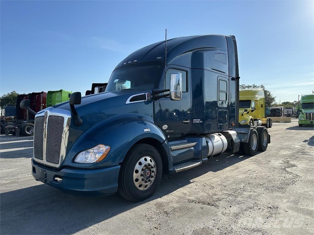 Kenworth T680 Truck Tractor Units