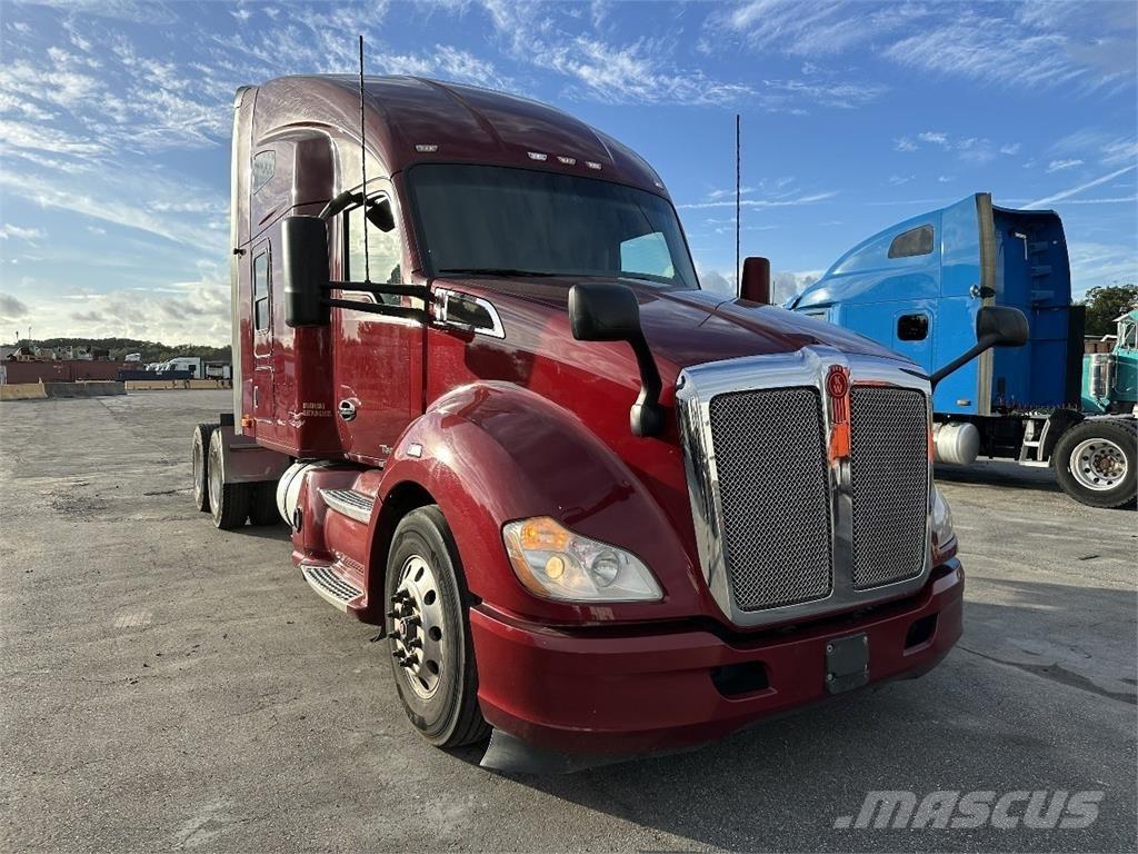 Kenworth T680 Truck Tractor Units