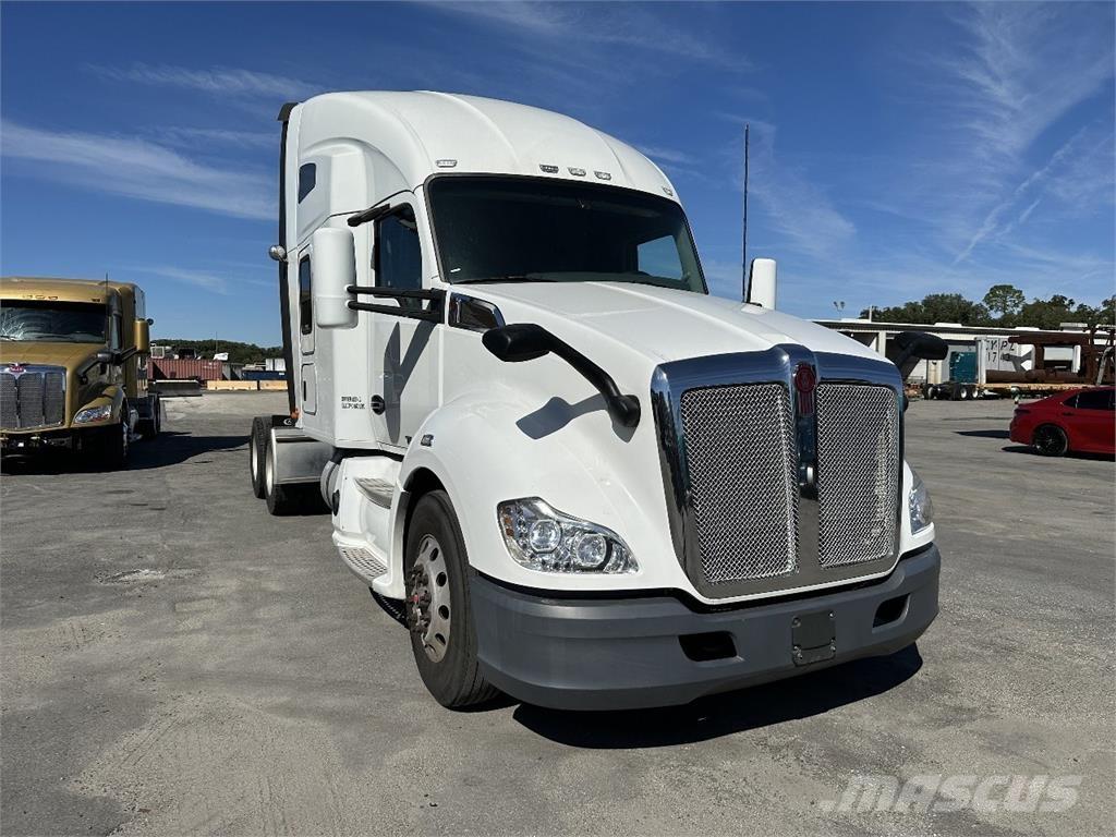 Kenworth T680 Truck Tractor Units