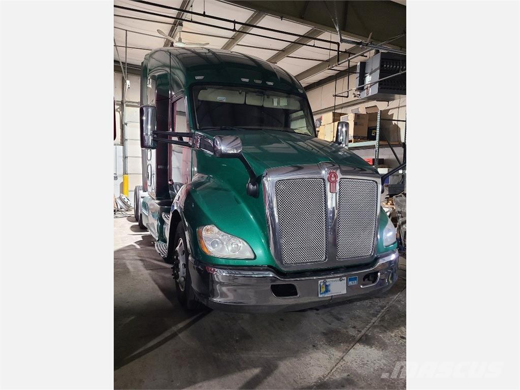 Kenworth T680 Truck Tractor Units