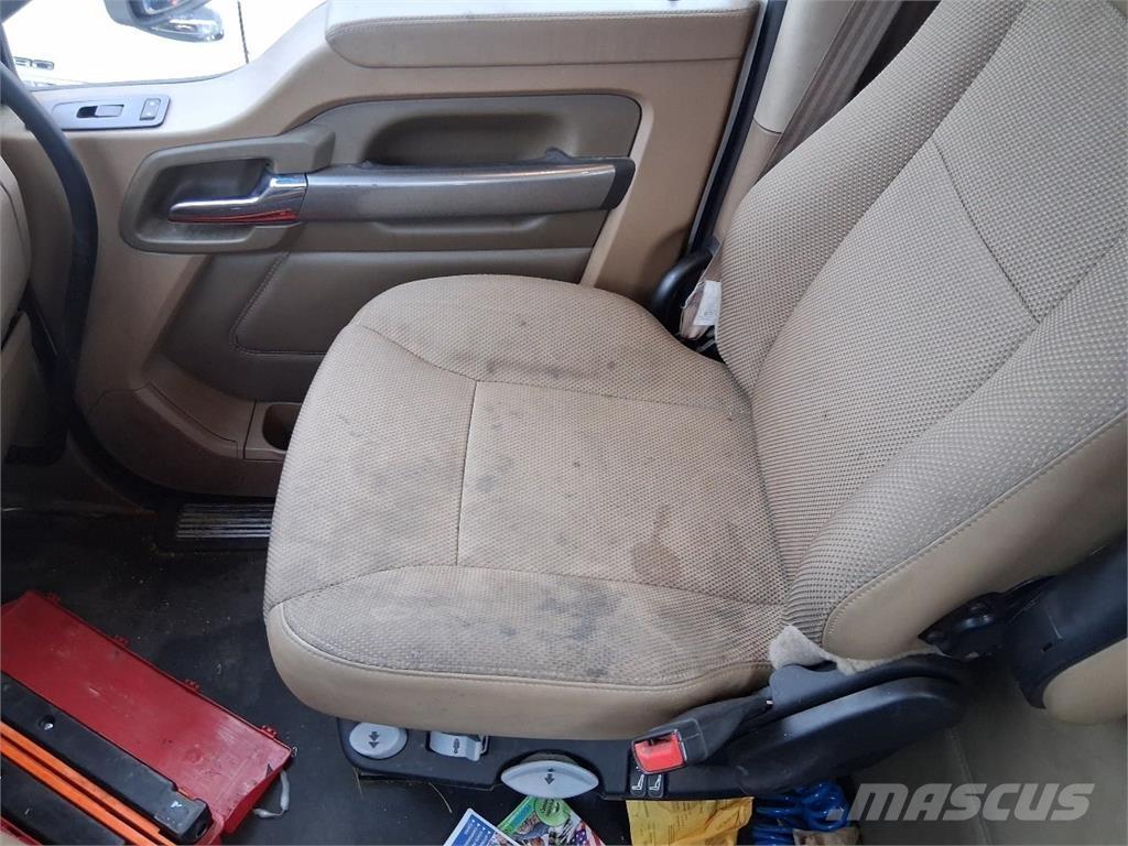 Kenworth T680 Truck Tractor Units