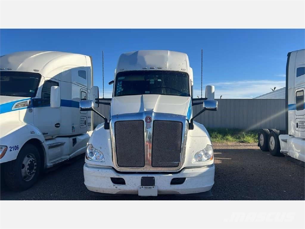 Kenworth T680 Truck Tractor Units