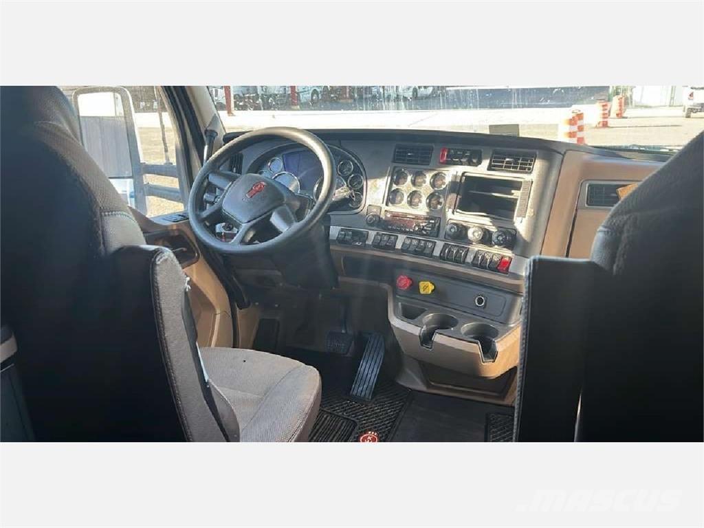 Kenworth T680 Truck Tractor Units