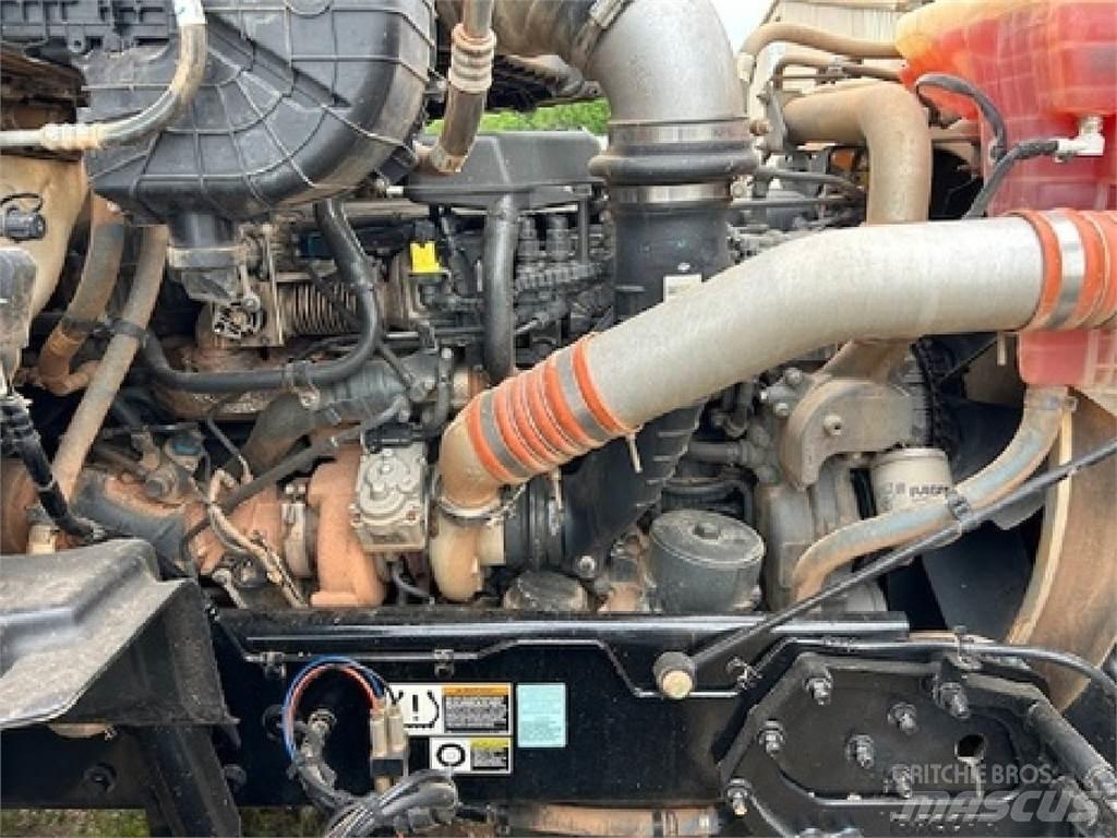 Kenworth T880 Truck Tractor Units