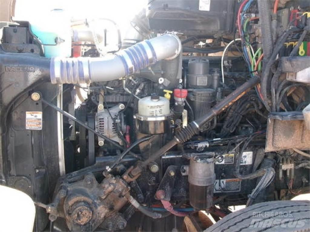 Kenworth T880 Truck Tractor Units