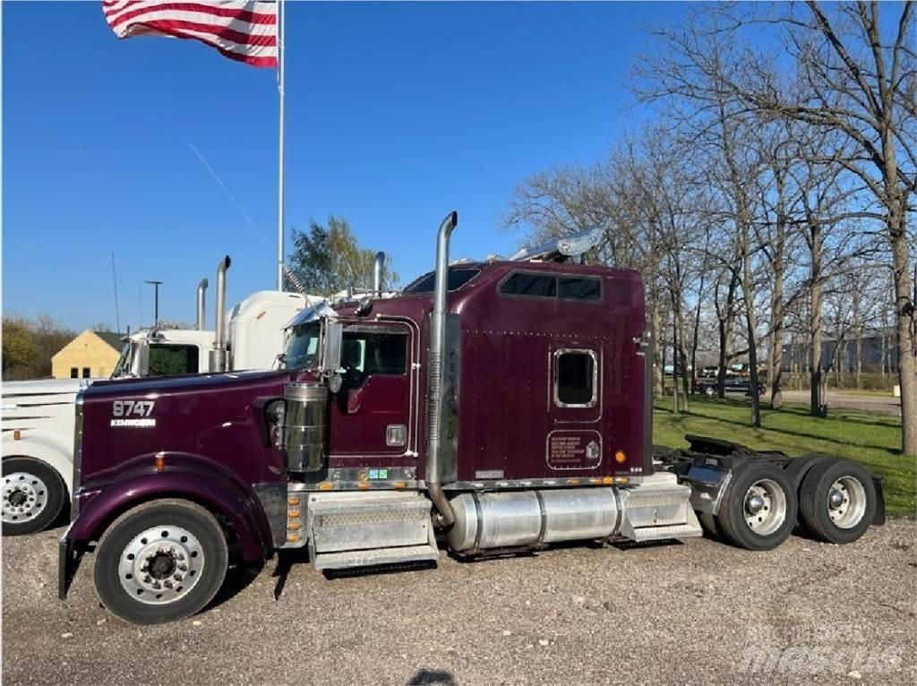 Kenworth W900 Truck Tractor Units