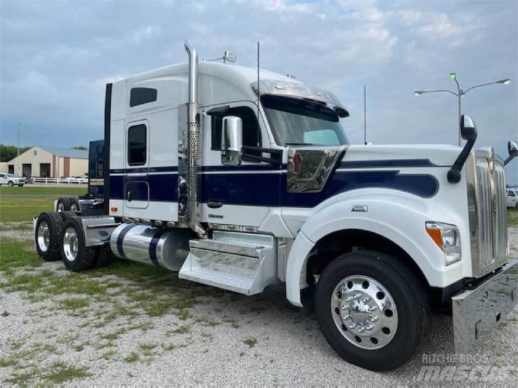 Kenworth W990 Truck Tractor Units