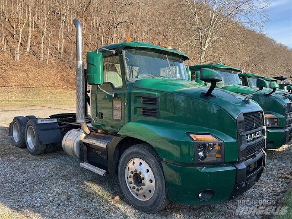 Mack AN64T Truck Tractor Units