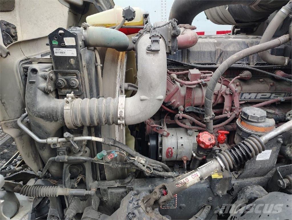 Mack Anthem 64T Truck Tractor Units