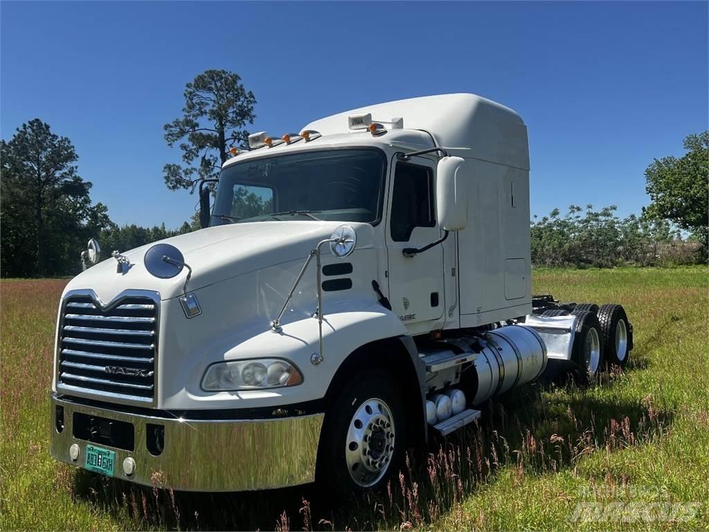 Mack CXU 613 Truck Tractor Units