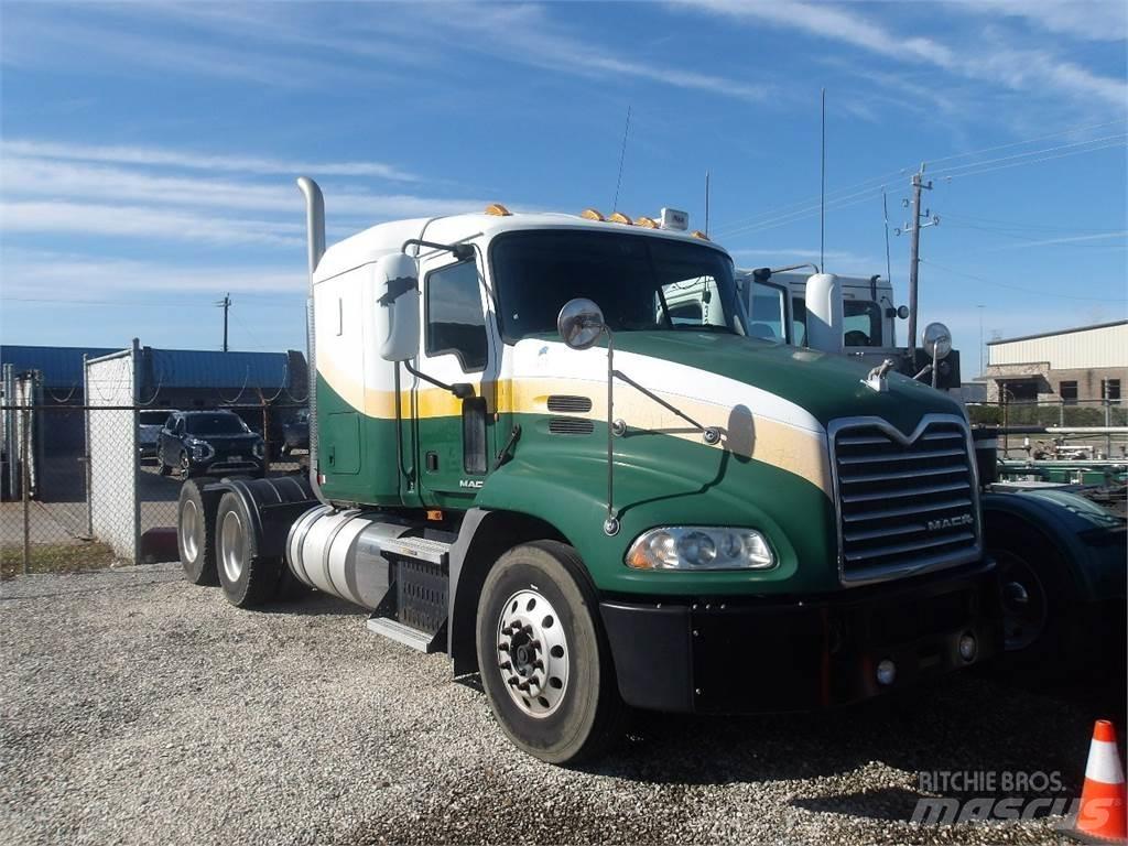 Mack CXU613 Truck Tractor Units