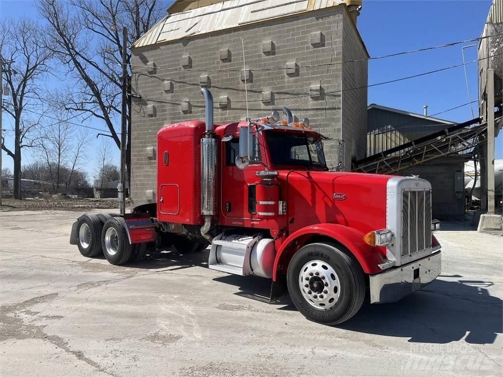 Peterbilt 378 Truck Tractor Units