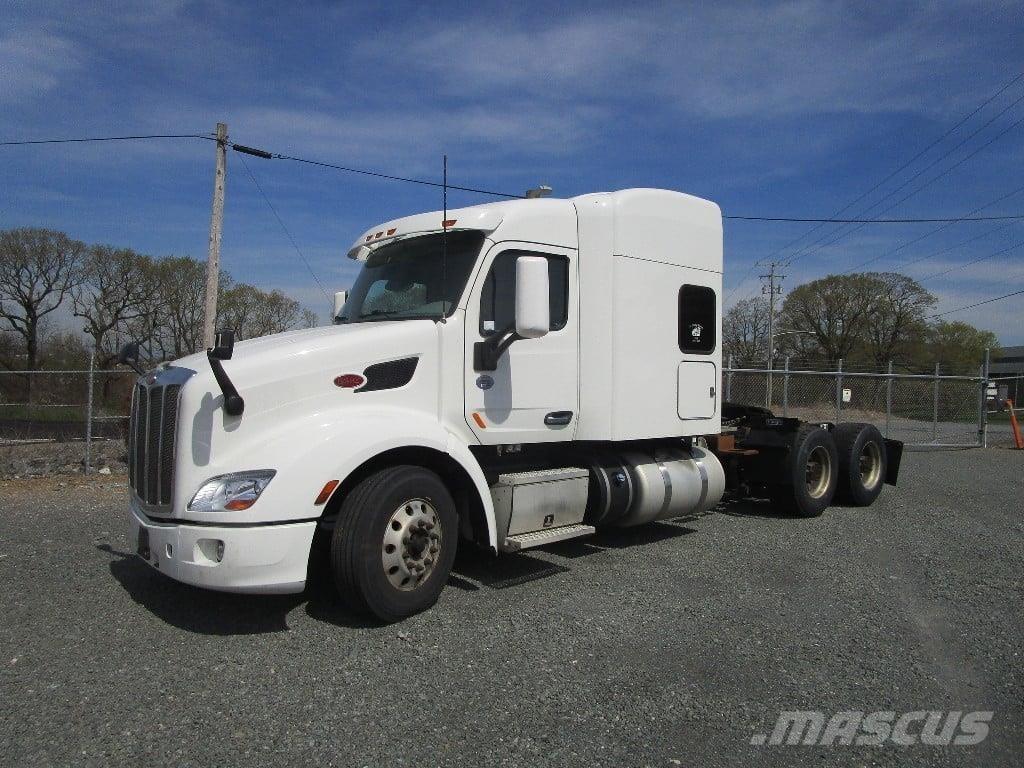 Peterbilt 579 Truck Tractor Units