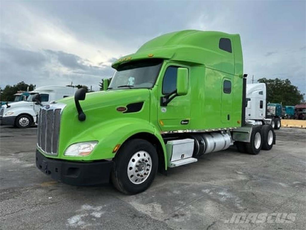 Peterbilt 579 Truck Tractor Units