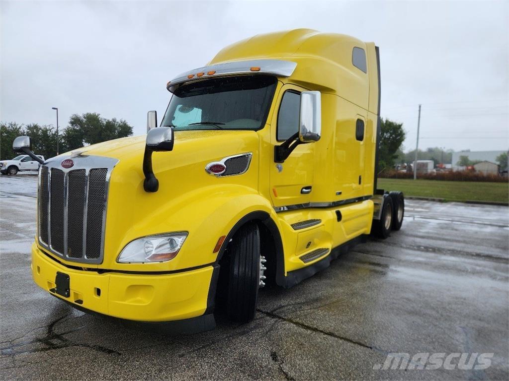 Peterbilt 579 Truck Tractor Units