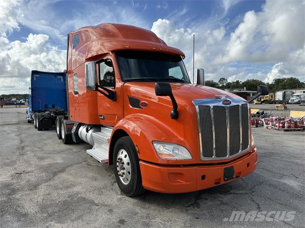 Peterbilt 579 Truck Tractor Units