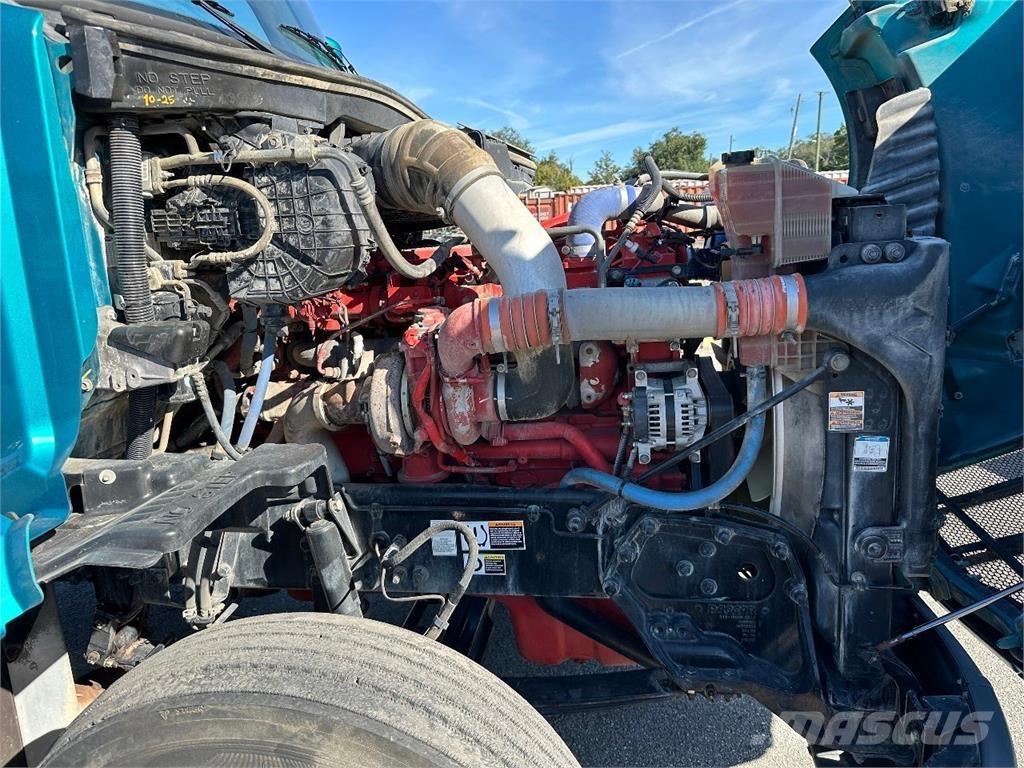 Peterbilt 579 Truck Tractor Units