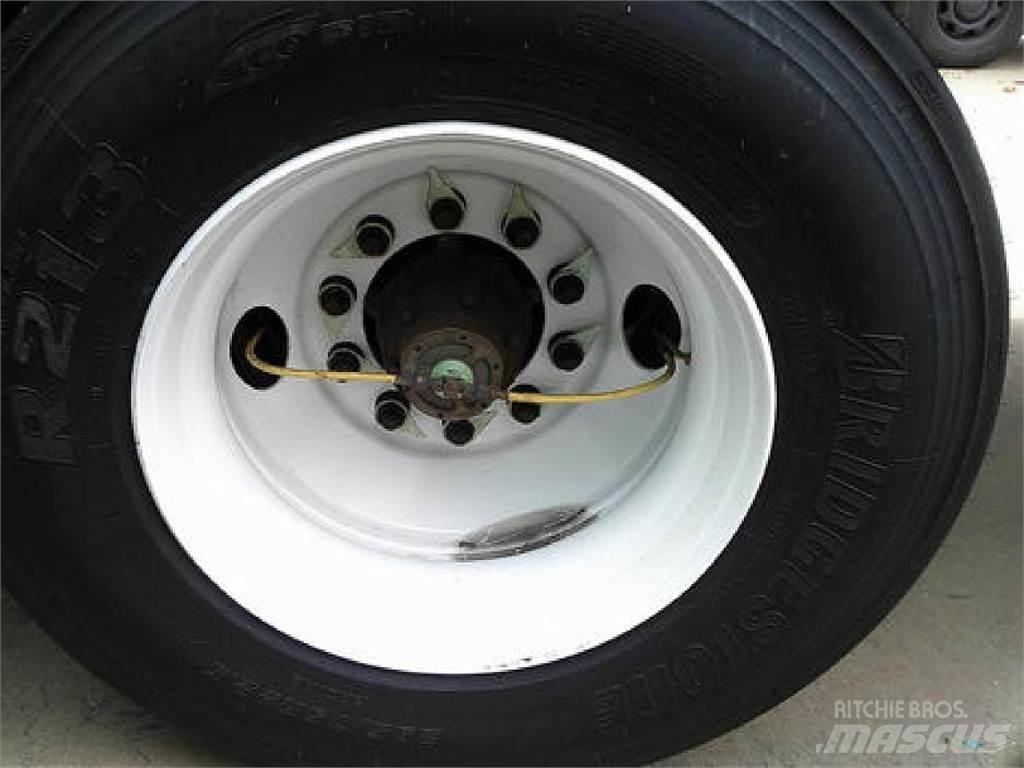Utility VS2DX 36' Van Body Trailers