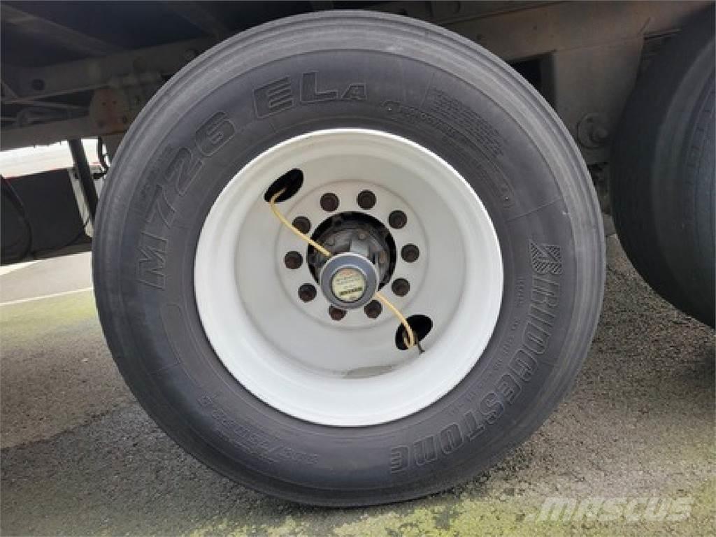 Utility VS2DX 48' Van Body Trailers