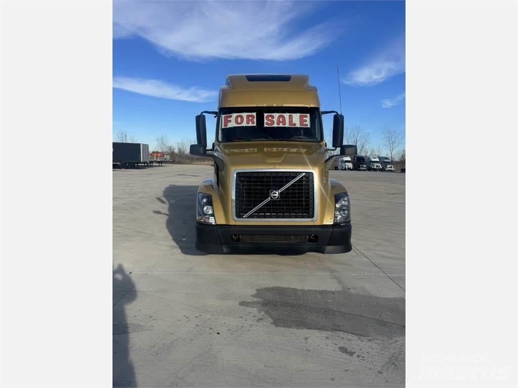 Volvo VNL 780 Truck Tractor Units