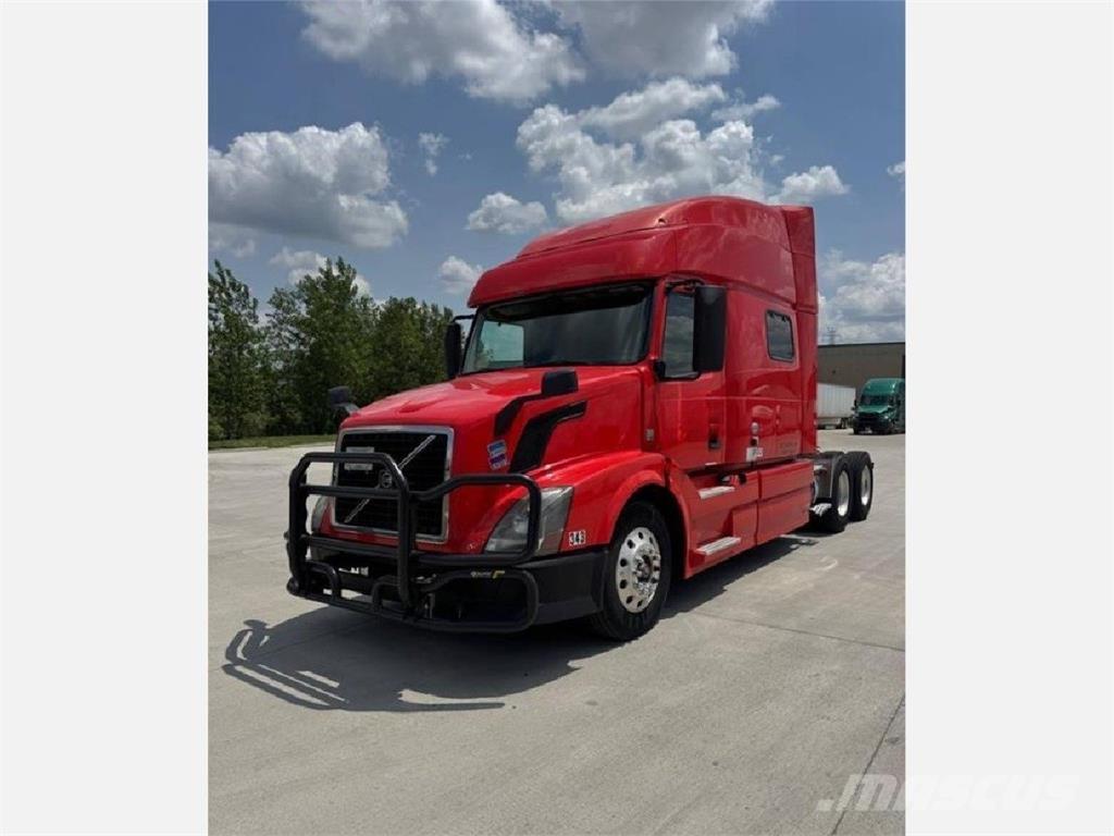 Volvo VNL 860 Truck Tractor Units