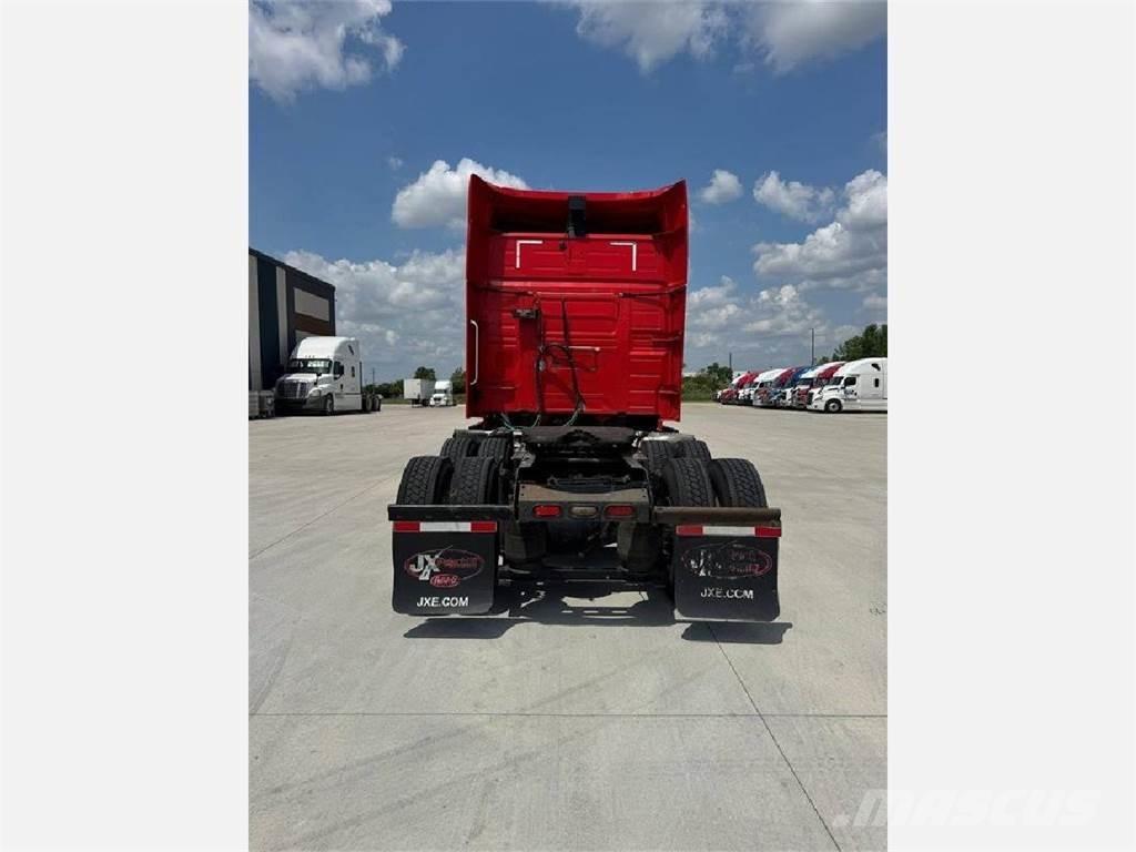 Volvo VNL 860 Truck Tractor Units