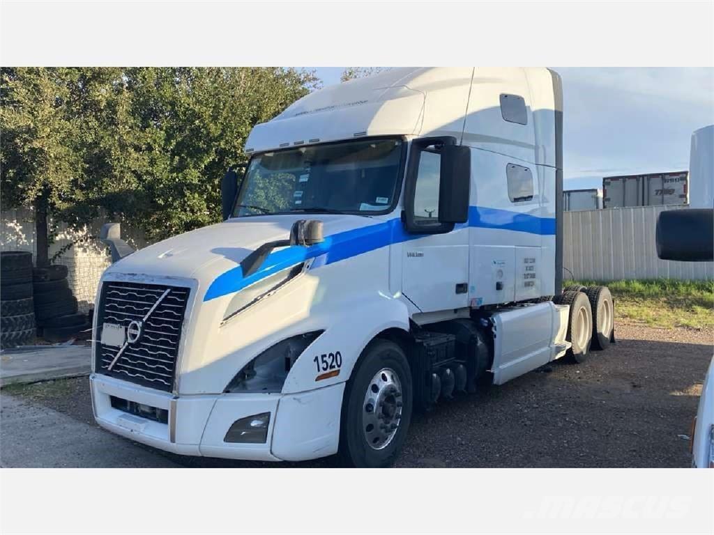 Volvo VNL64T760 Truck Tractor Units