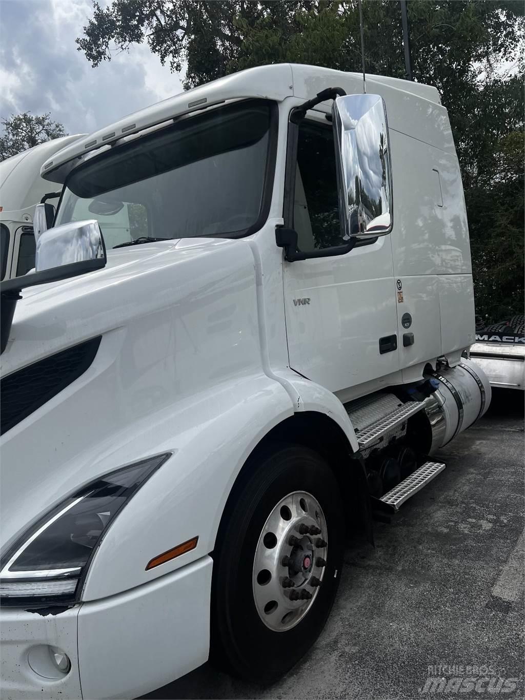 Volvo VNR64T640 Truck Tractor Units