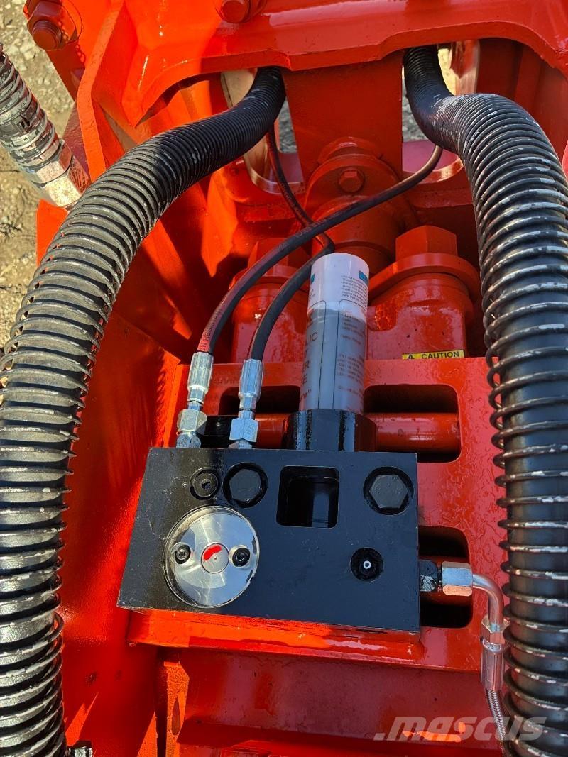 NPK GH12 Hammers / Breakers