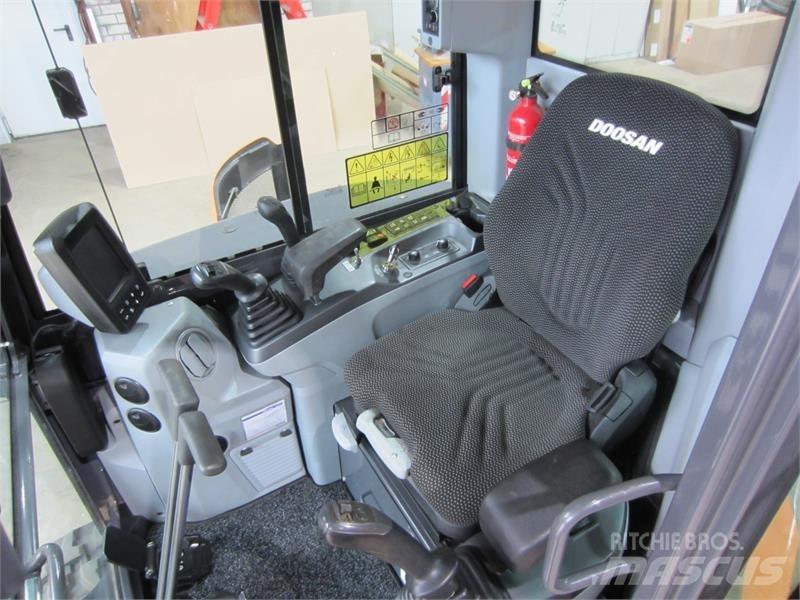Develon DX27z-7 Mini excavators < 7t
