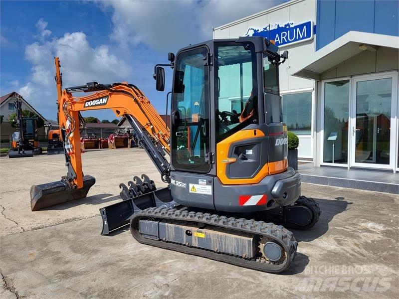 Develon DX35z-7 Mini excavators < 7t