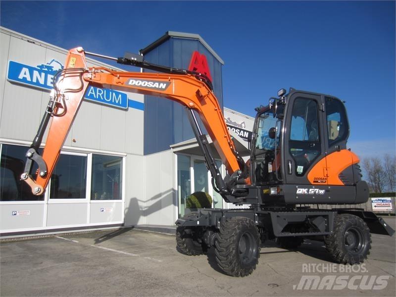 Develon DX57W-7 Mini excavators < 7t
