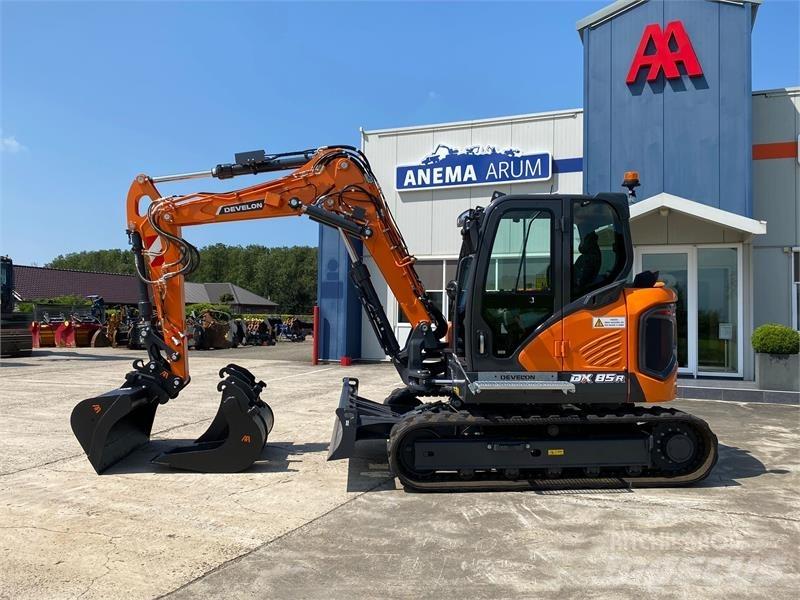 Develon DX85R-7 Mini excavators < 7t