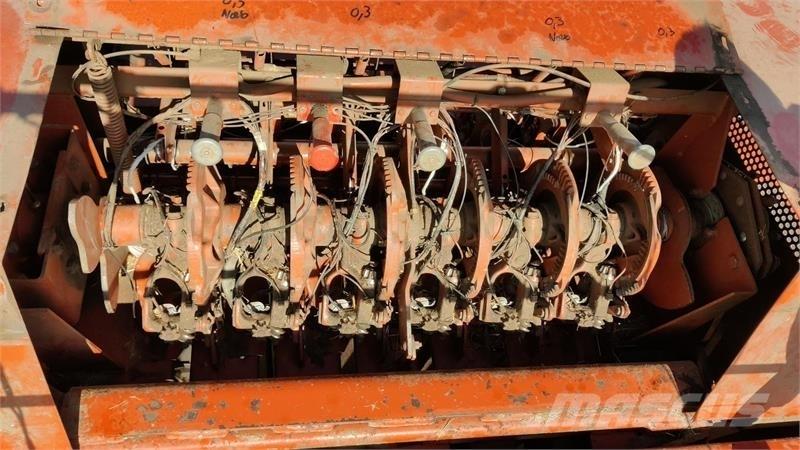 Hesston 4900 Square balers