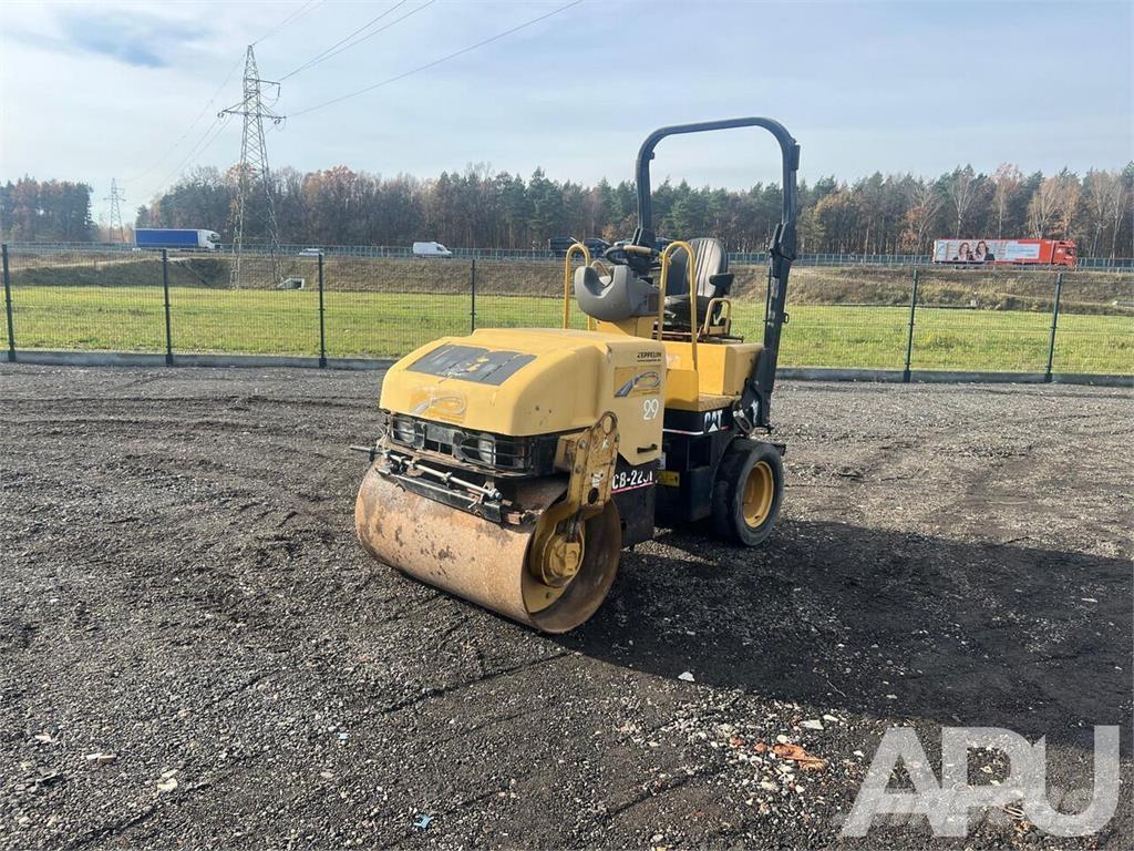 CAT CB-225E Twin drum rollers