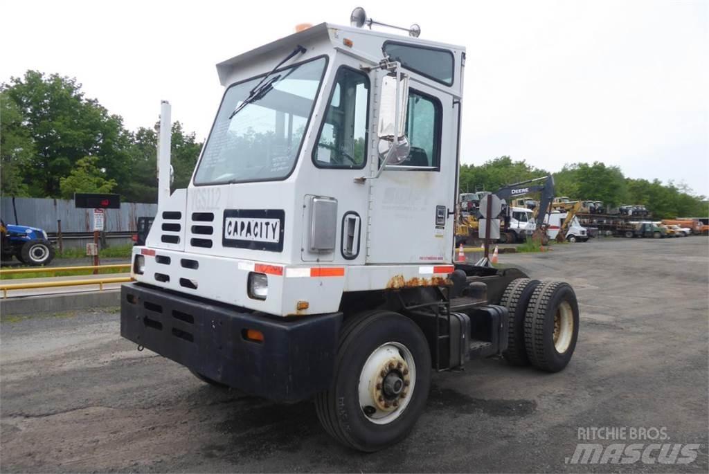 Capacity TJ5000 Terminal tractors
