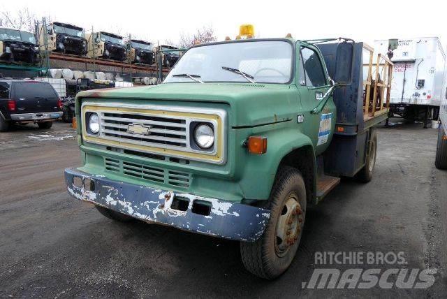 Chevrolet C60 Flatbed/Dropside trucks