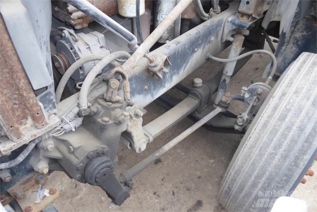 Mack CH613 Chassis Cab trucks