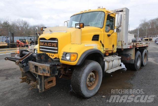 Mack CV713 Flatbed/Dropside trucks