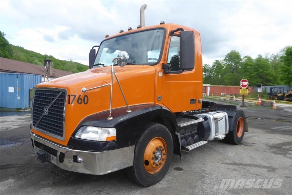 Volvo VNM42T Chassis Cab trucks