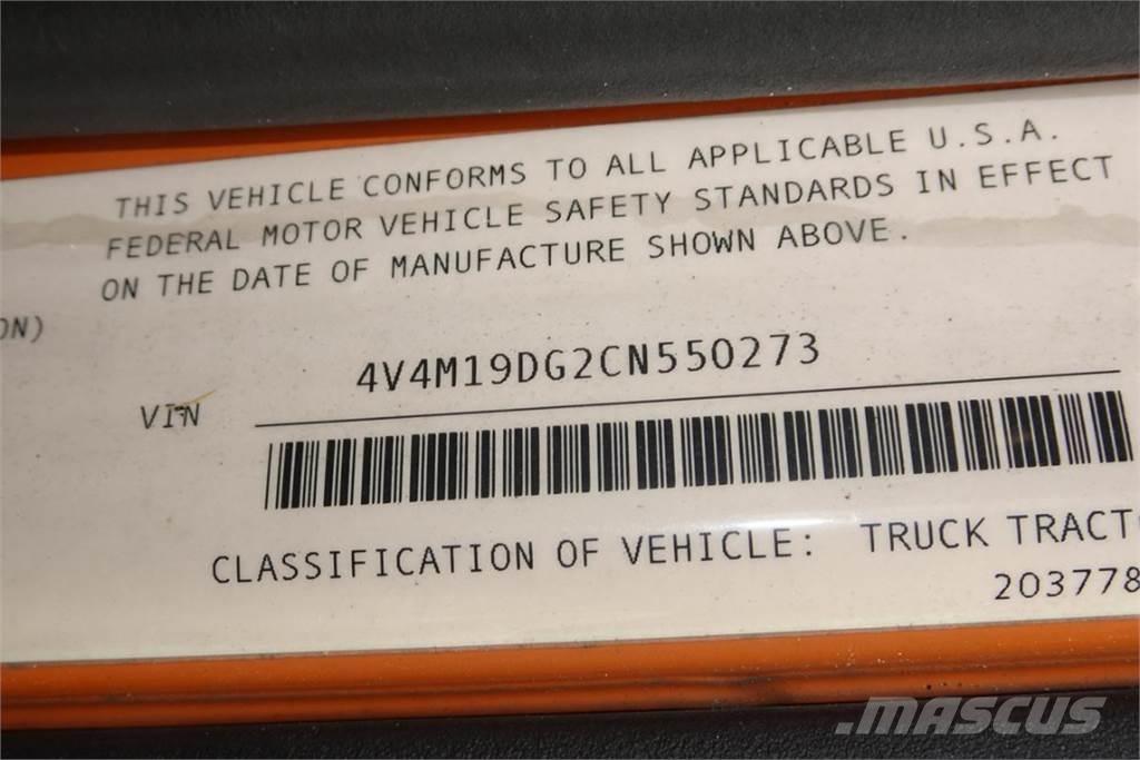 Volvo VNM42T Chassis Cab trucks