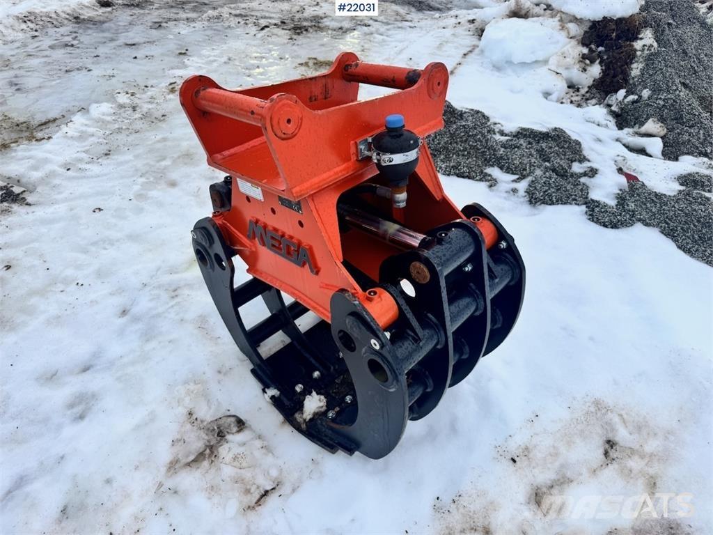 Mega SO128 grapple Other