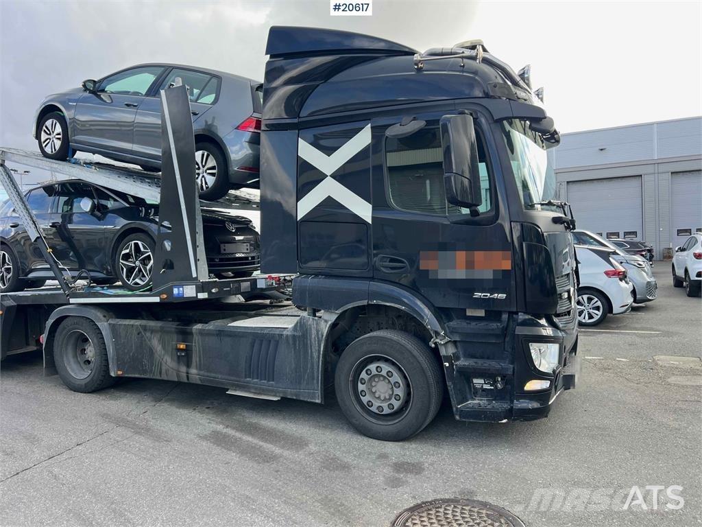 Mercedes-Benz 2046LS Truck Tractor Units