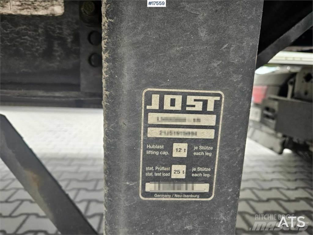 Krone SDK 27 Curtainsider semi-trailers