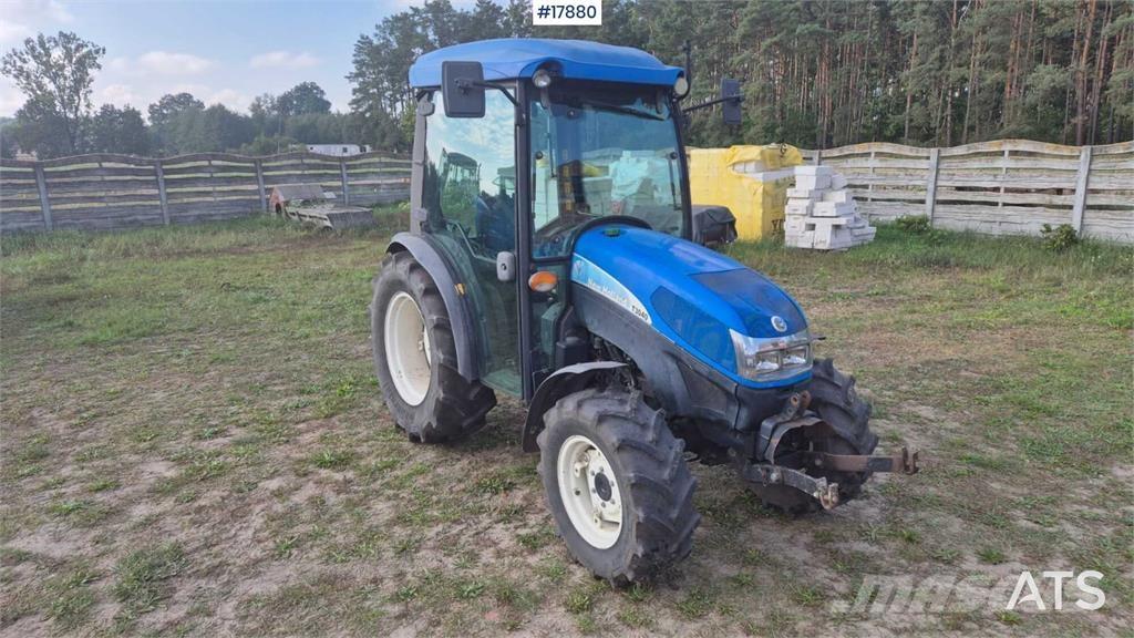 New Holland T 3040 Tractors