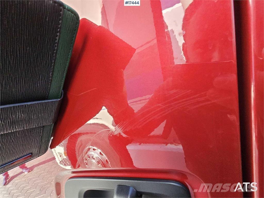 Scania R530 V8 Truck Tractor Units