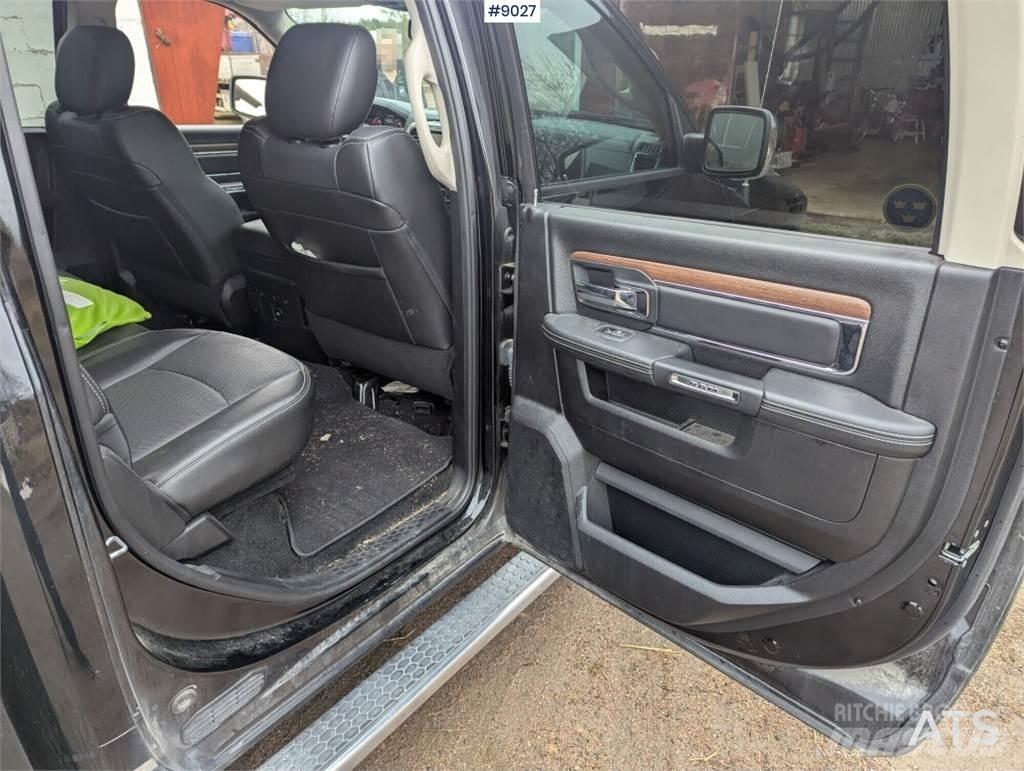 Dodge RAM 1500 Panel vans