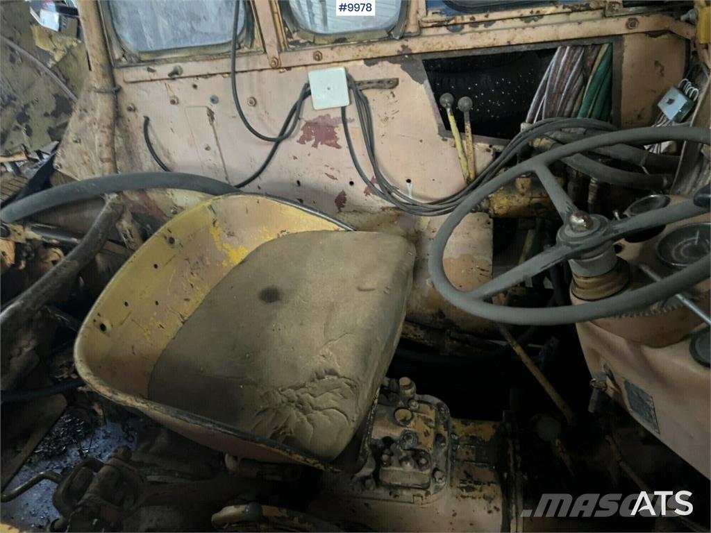 Massey Ferguson 203 Tractors