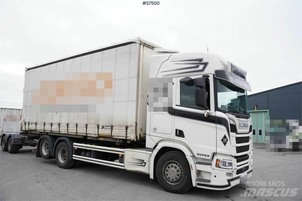 Scania R580 Van Body Trucks