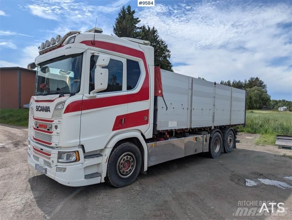 Scania R580 6X2 Van Body Trucks